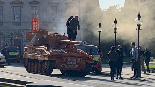 In Video: Protestors Bring Tank To England Parliament In Campaign Against Lockdown Gym Closures