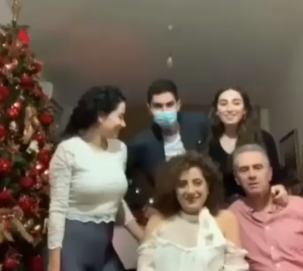 Trending Video: A Lebanese young man surprises his family in a special way