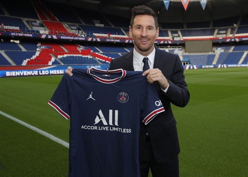 In Video: Officially Messi in the French Paris Saint Germain shirt