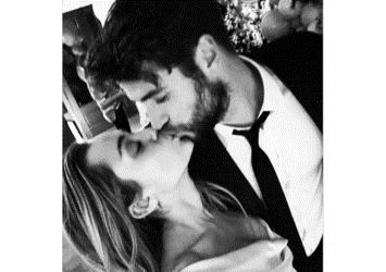 Miley Cyrus Just Confirmed Her Marriage to Liam Hemsworth with the Most GORGEOUS Photos