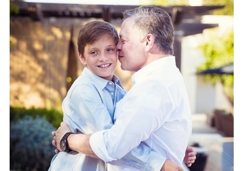 Queen Rania shares touching tributes for son's and husband's birthdays