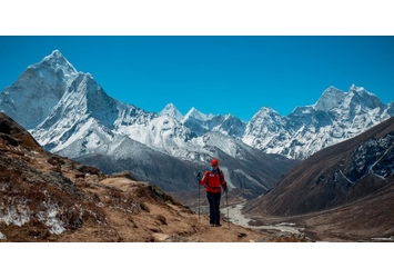  Joyce Azzam at the Everest Base Camp (5,365m) 