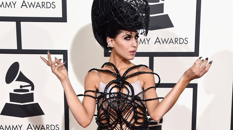 The most WTF, naked looks from the Grammys 2016 red carpet