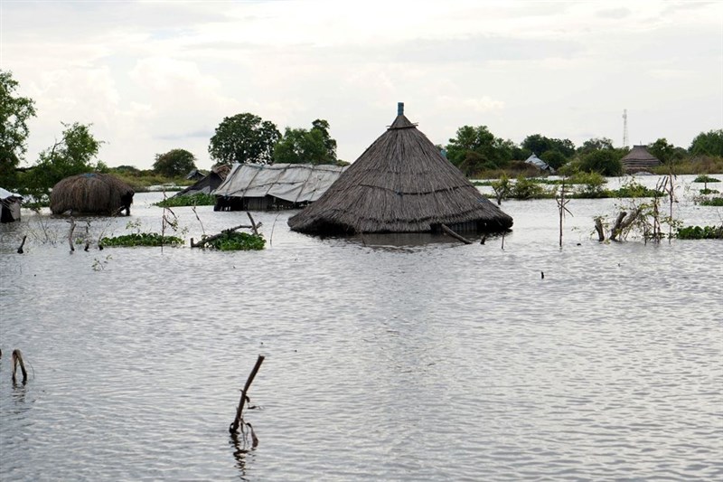 More than 100 people killed in Sudan floods