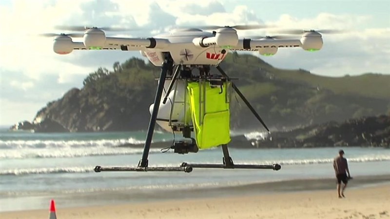 In Video: Smart drones dedicated to saving people from drowning while swimming