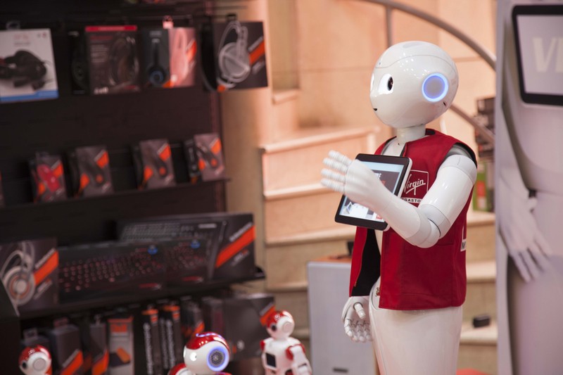 Social Interactive Robotics Land in Virgin Megastore Lebanon