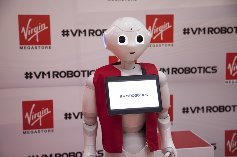 Social Interactive Robotics Land in Virgin Megastore Lebanon