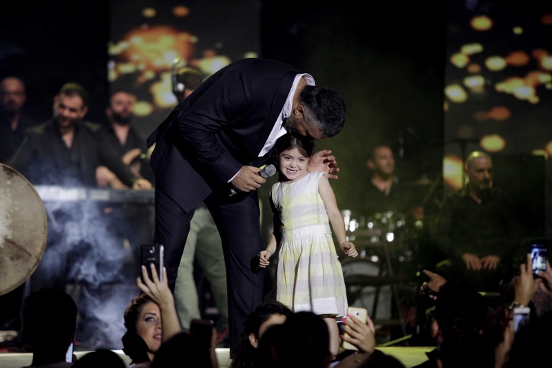 فارس كرم وفريق ما في متلو يشعلان مهرجان كرم سدّه شمال لبنان