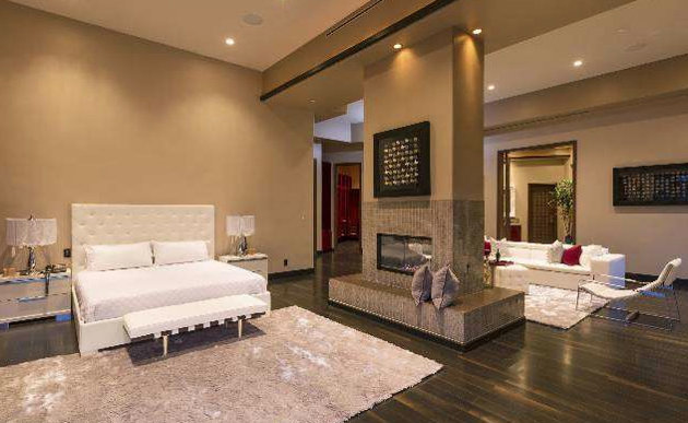 Rihanna puts $15 million California mansion on the market