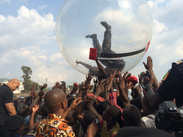 Akon Performed In A Bubble In Africa To Avoid Contracting Ebola