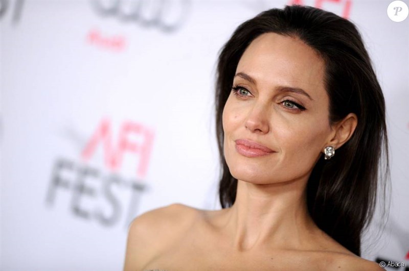 Angelina Jolie to secretly marry her British billionaire lover