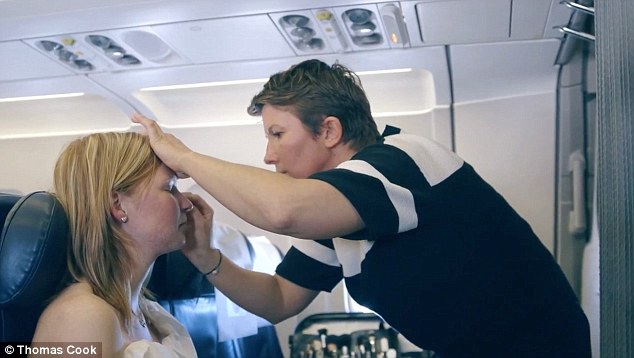 Couple get married on plane