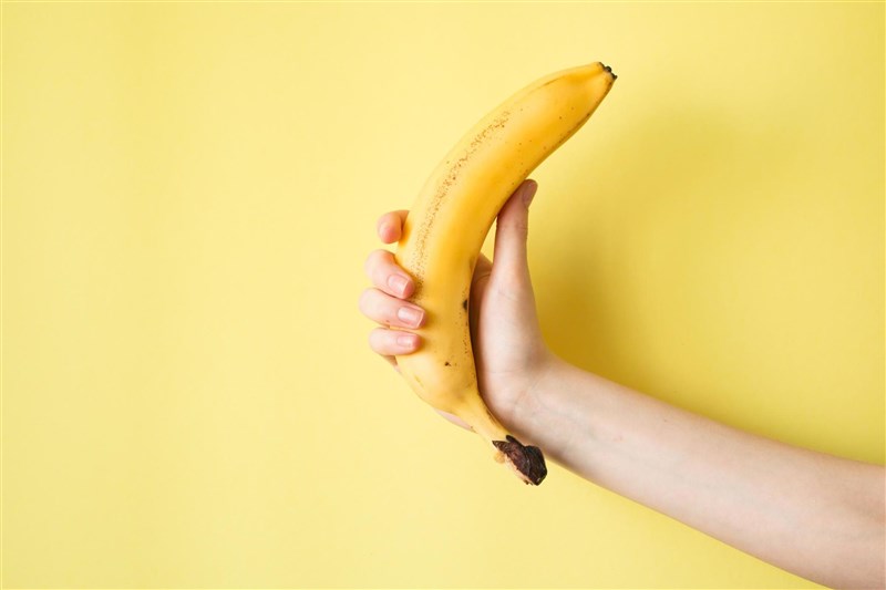 10 Healthy Reasons to Eat a Banana Every Day