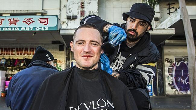 26 years old Barber Spends His Only Day Off Giving free Haircuts To Homeless So They Can Feel Valued