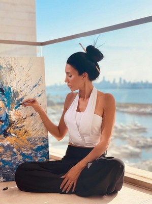 Nicky Sarkis presents her painting. My Beloved city will heal soon in memory of the horrific Beirut Port explosion