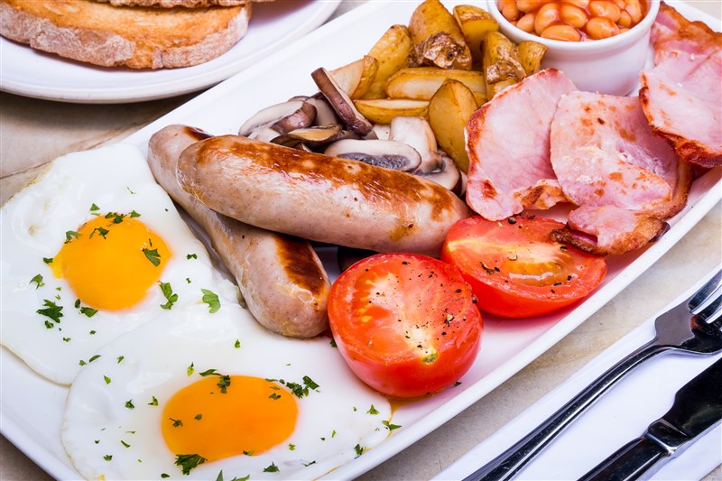 Here's what actually happens to your body when you skip breakfast