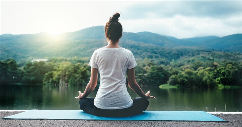 This 5-minute meditation routine will calm you down