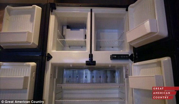 Brad Pitts Movie Set-Trailer Has All the Comforts of Home