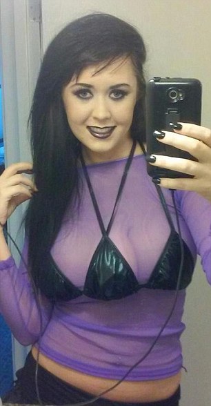 Woman pays $20 000 to surgically add third breast 