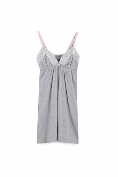 Oysho Launches Its New Maternity Collection
