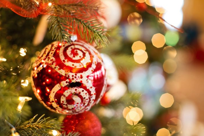 Science says: Putting Your Christmas Tree Up Early Makes You Happier