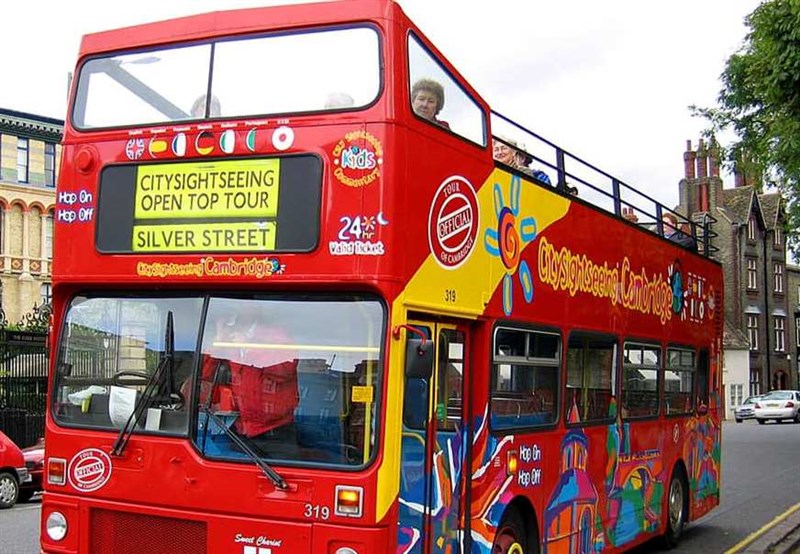 Spotted: City Sightseeing Tour Buses Roaming the Streets of Lebanon