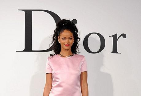 Rihanna  chosen as Diors first black campaign star 