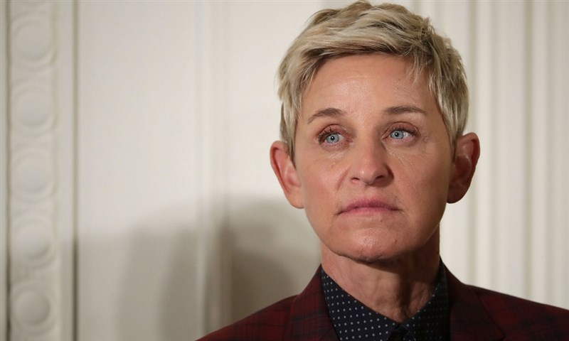 Ashton Kutcher Brings Ellen DeGeneres to Tears With Kind Surprise