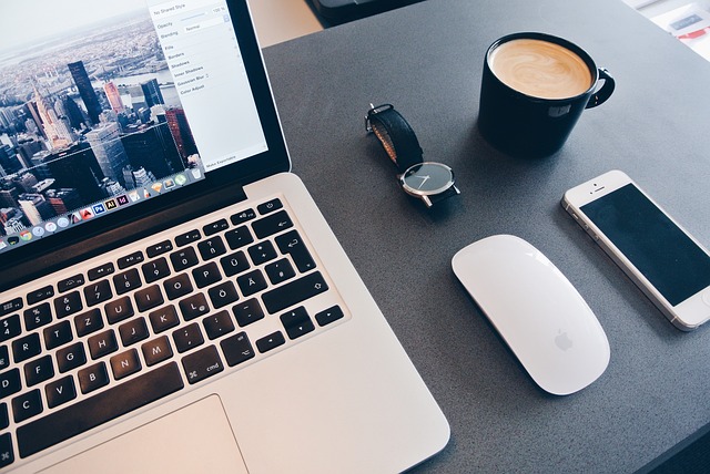 3 Better Ways to Store Your Files Than on the Desktop
