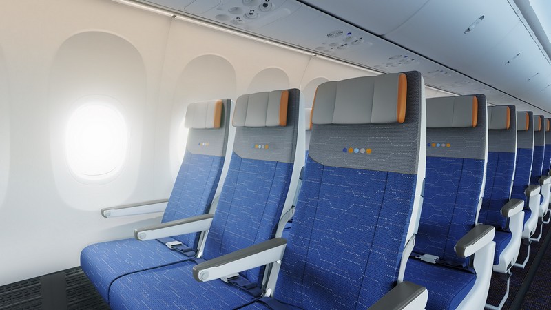 flydubai showcases its first Boeing 737 MAX 8 at the Dubai Airshow