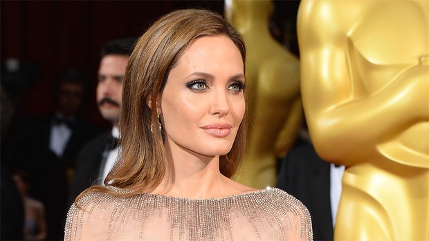 Angelina Jolie to have additional cancer prevention surgery