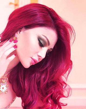 كيف احتفلت الفنانة هيفاء وهبي بيوم ميلادها ؟
