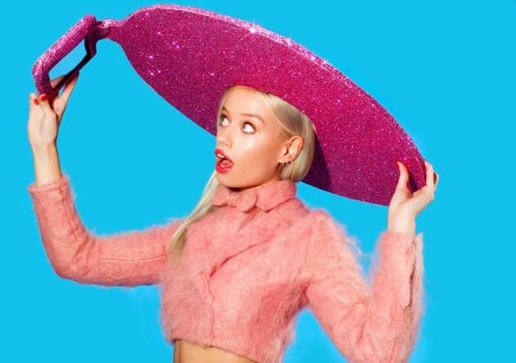 The World’s First Selfie Hat Is Here