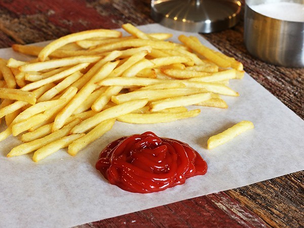 In Video: we have Been Using Ketchup Sachets Wrong Your Whole Life