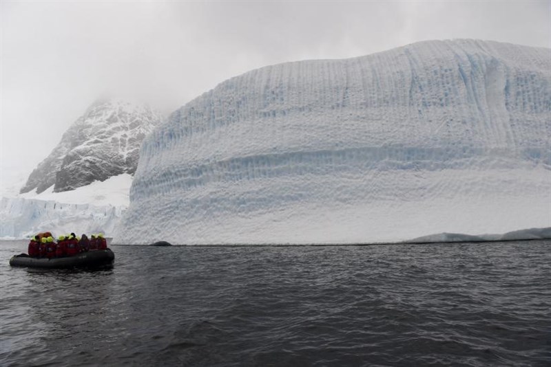In Video: Iceberg Bigger Than New York City Breaks Off In Antarctica