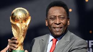 Pele putting 2,000 football items up for auction