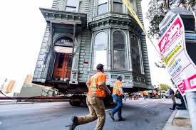 139 Year Old Victorian House Moves Down Road In Jaw Dropping Video