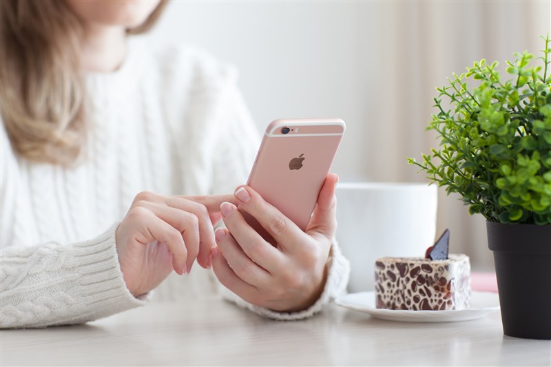 Tips to fix iPhone battery drains faster than normal