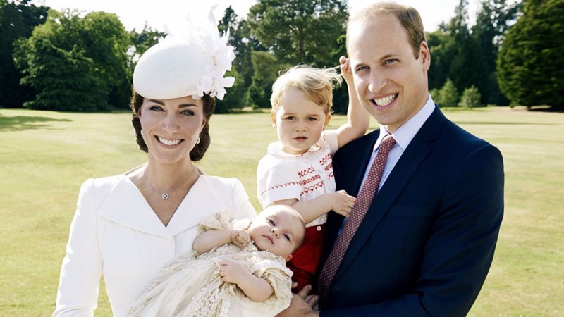 Kate Middleton is 4 Months Pregnant With Baby No. 3!