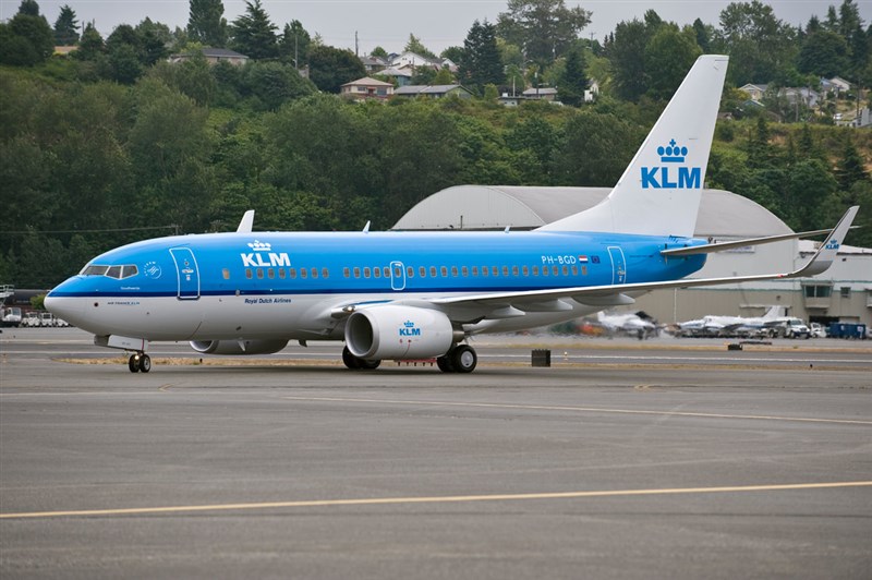 KLM accidentally gives Space Cakes to passengers in most relaxed flight ever