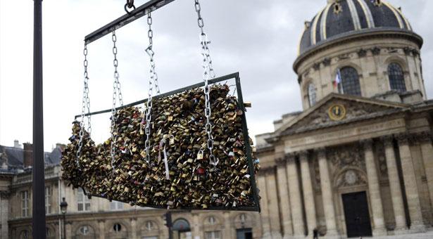 Paris is removing the Famous Love Locks