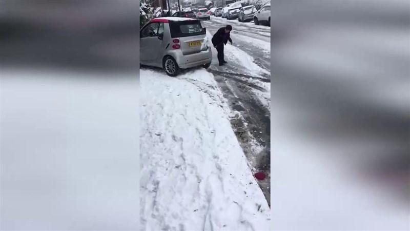 In Video: Mercedes Driver Causes Trail Of Destruction After Trying To Overtake In Icy Conditions