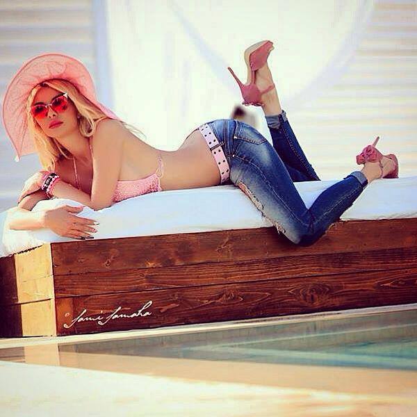 Myriam Klink's Ultra Sexy Photo shoot 