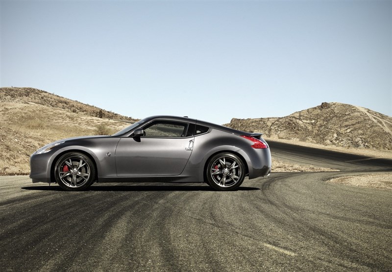 Nissan celebrates 50 year legacy of the Z sportscar with five limited edition models 