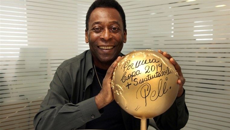 Brazilian Football Great Pele in Special Care As Condition Worsen