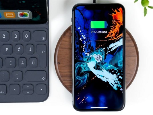 The 5 Reasons Why Your Phone Battery Is Draining So Fast