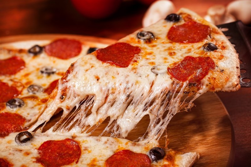 In Video: AI powered robot can make 300 pizzas in an hour