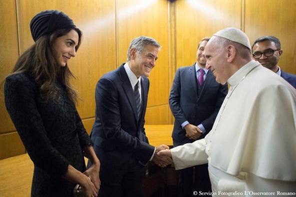 Pope Francis gives awards to Richard Gere, George Clooney and Salma Hayek