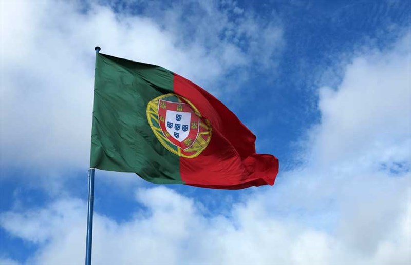 Portugal’s government imposes partial lockdown in most of the country