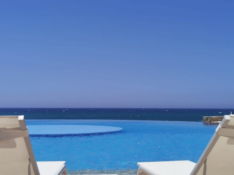 Sunsets, Seafood, and Summer Relaxation at Del Mare Resort